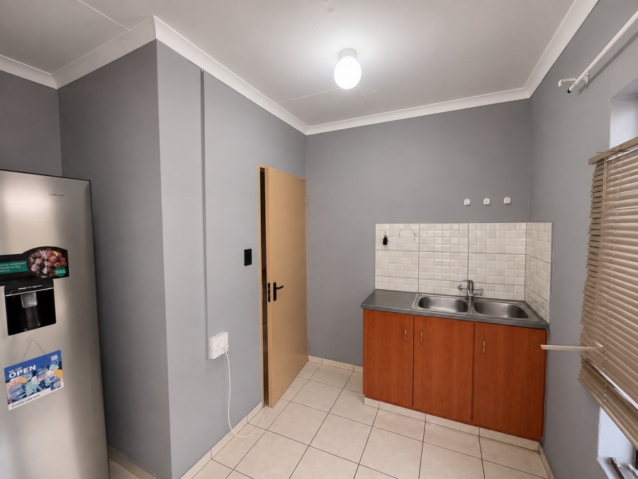 2 Bedroom Property for Sale in Oos Einde North West